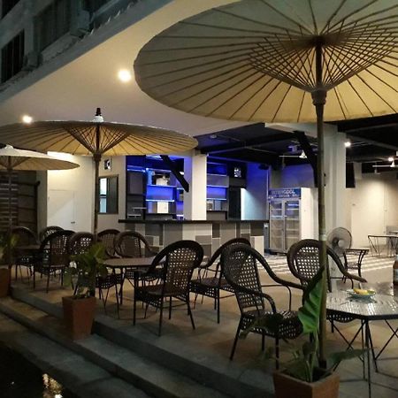 Happy Bou Jomtien Hotel Pattaya Exterior photo